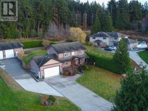 3378 Yew Kwum Place, Powell River, BC - Outdoor