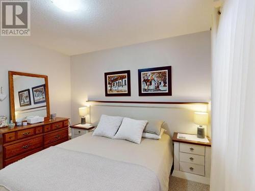 7068 Royston Street, Powell River, BC - Indoor Photo Showing Bedroom