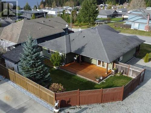 7068 Royston Street, Powell River, BC - Outdoor