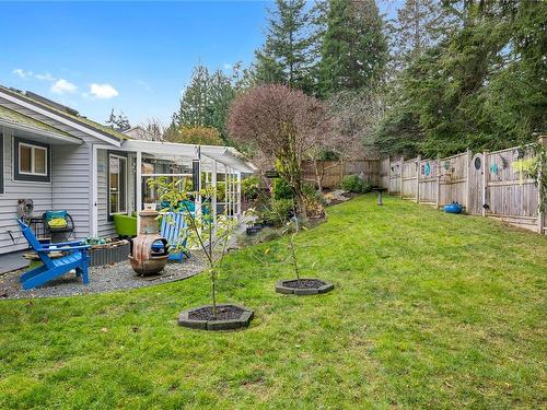 612 Nassau Cres, Qualicum Beach, BC 