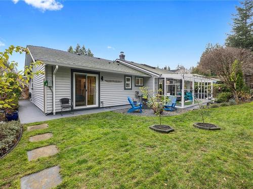 612 Nassau Cres, Qualicum Beach, BC 