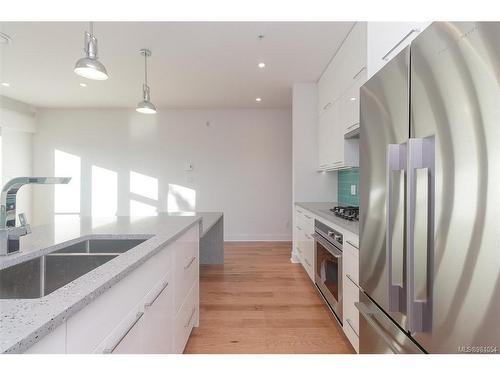 N309-1105 Pandora Ave, Victoria, BC - Indoor Photo Showing Kitchen With Double Sink With Upgraded Kitchen