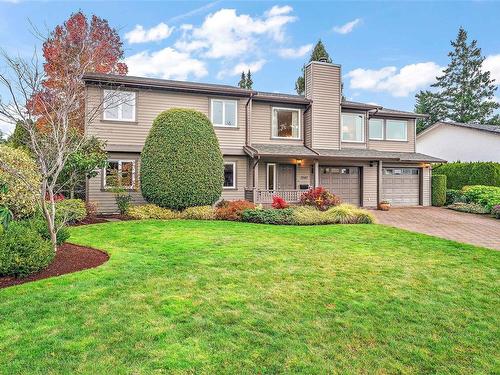 2042 Skyline Cres, Central Saanich, BC 