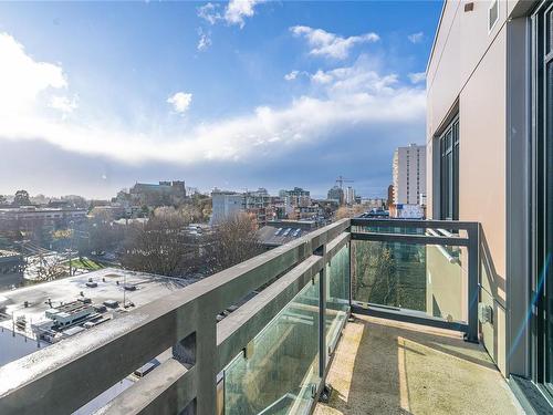 822-1029 View St, Victoria, BC - Outdoor With Balcony With View