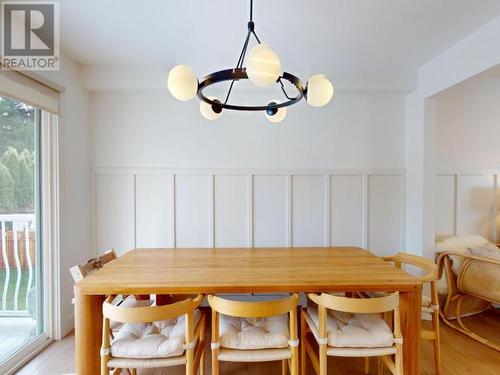 4744 Manson Ave, Powell River, BC - Indoor Photo Showing Dining Room