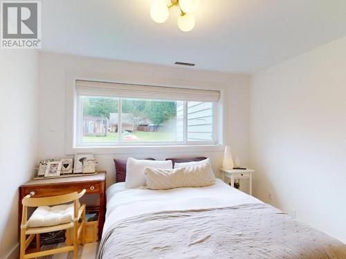 4744 Manson Ave, Powell River, BC - Indoor Photo Showing Bedroom