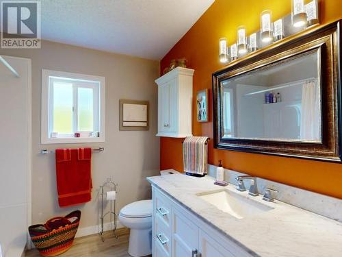 250-7575 Duncan Street, Powell River, BC - Indoor Photo Showing Bathroom