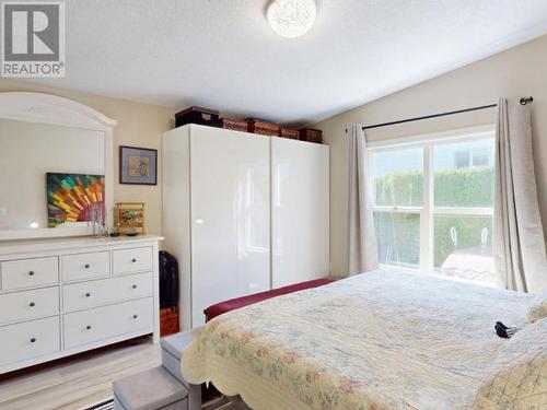 250-7575 Duncan Street, Powell River, BC - Indoor Photo Showing Bedroom