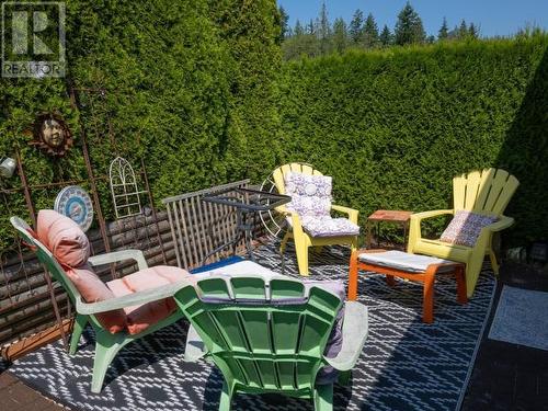 250-7575 Duncan Street, Powell River, BC - Outdoor With Deck Patio Veranda