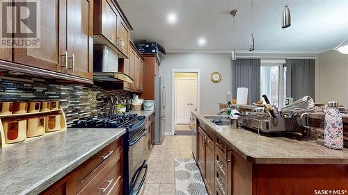 1137 Wallace Street, Regina, SK - Indoor Photo Showing Kitchen With Upgraded Kitchen