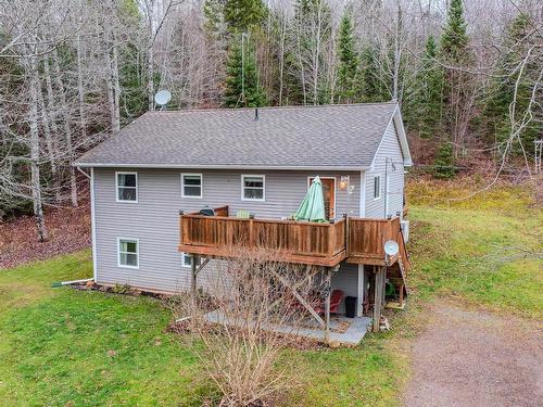 82 Chase Lane, Beaver Brook, NS 