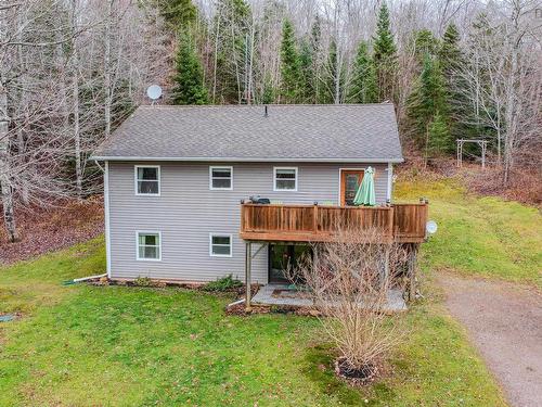 82 Chase Lane, Beaver Brook, NS 