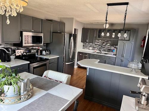 17 Bastedo Crescent, Marathon, ON - Indoor Photo Showing Kitchen