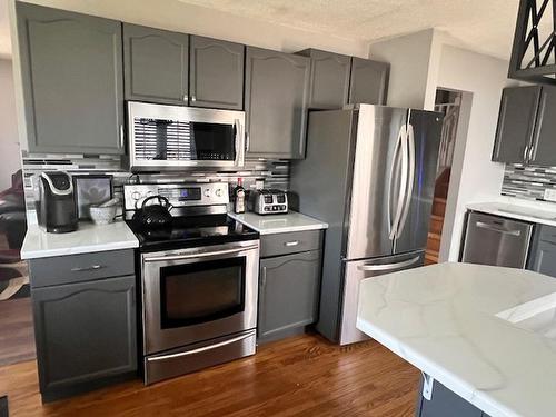 17 Bastedo Crescent, Marathon, ON - Indoor Photo Showing Kitchen