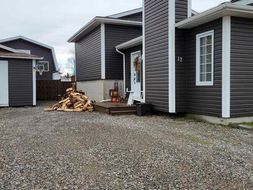 17 Bastedo Crescent, Marathon, ON - Outdoor