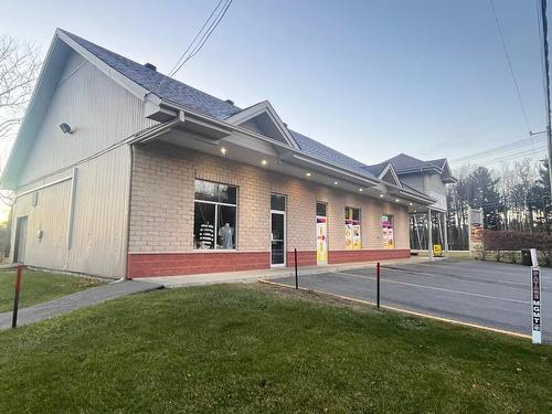 Frontage - 5021  - 5021A Boul. Laurier, Terrebonne (La Plaine), QC - Outdoor