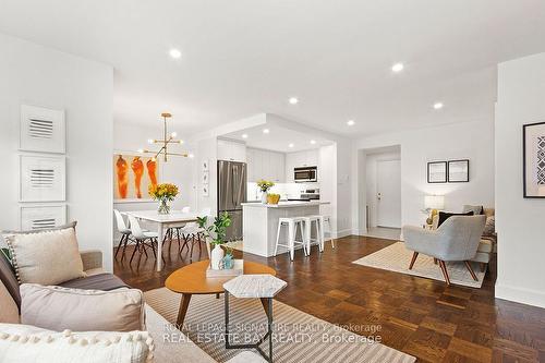 103-2 Ridelle Ave, Toronto, ON - Indoor Photo Showing Living Room