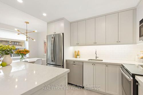 103-2 Ridelle Ave, Toronto, ON - Indoor Photo Showing Kitchen With Stainless Steel Kitchen With Upgraded Kitchen