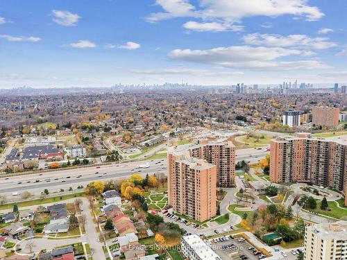 1507-716 The West Mall, Toronto, ON - Outdoor With View