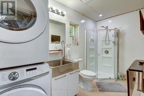 40 Mountney Road, Hastings Highlands, ON - Indoor Photo Showing Laundry Room