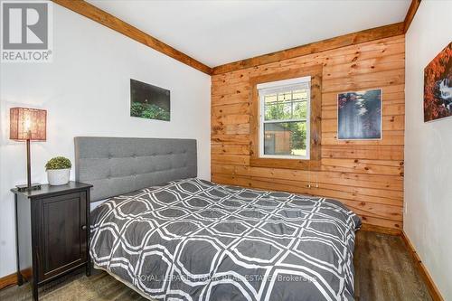 40 Mountney Road, Hastings Highlands, ON - Indoor Photo Showing Bedroom