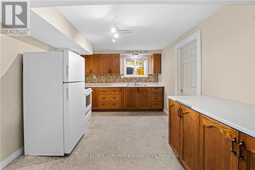 475 Dominion Street, Pembroke, ON - Indoor Photo Showing Kitchen