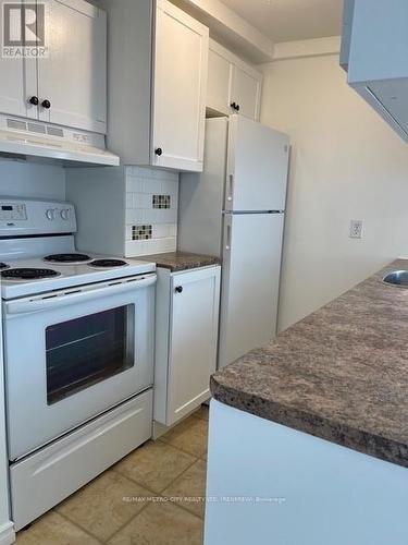 146 Patrick Avenue, Renfrew, ON - Indoor Photo Showing Kitchen