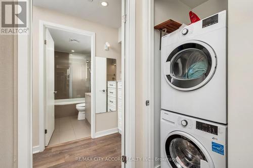 3702 - 115 Blue Jays Way, Toronto, ON - Indoor Photo Showing Laundry Room