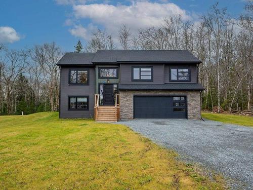 425 Everwood Avenue, Hammonds Plains, NS 