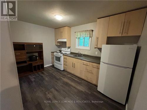 595 Isabella Street, Pembroke, ON - Indoor Photo Showing Kitchen