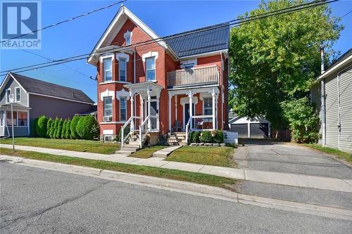 18 Havelock Street, Brockville (810 - Brockville), ON - Outdoor With Facade