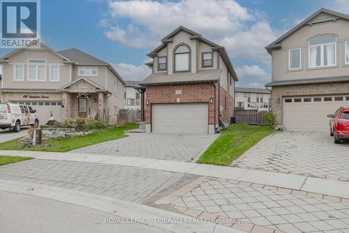 711 Springwood Crescent, London, ON - Outdoor With Facade