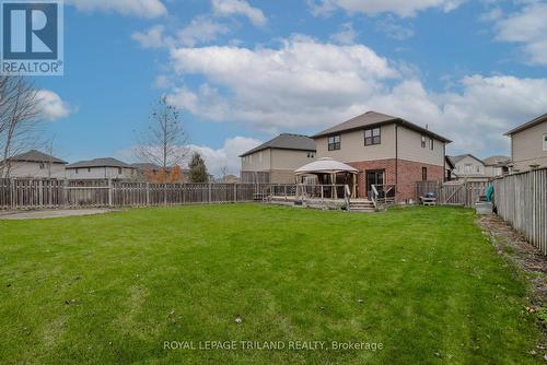 711 Springwood Crescent, London, ON - Outdoor With Deck Patio Veranda With Backyard