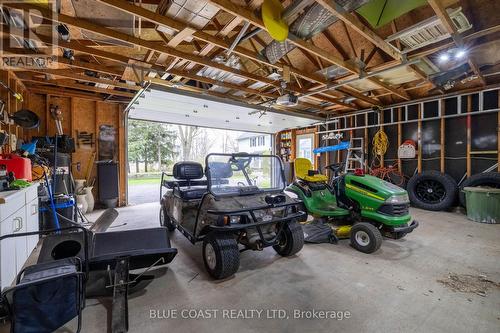 5848 Douglas Line, Plympton-Wyoming (Plympton Wyoming), ON - Indoor Photo Showing Garage