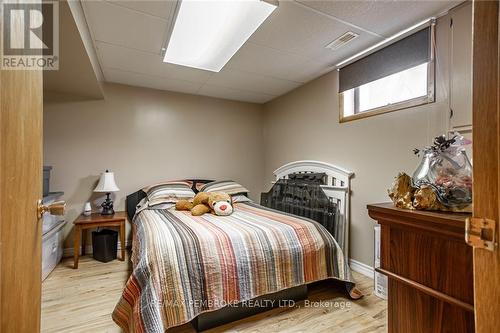 20-20A Herman Street, Petawawa, ON - Indoor Photo Showing Bedroom