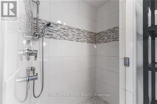 70 Madawaska Street, Arnprior, ON - Indoor Photo Showing Bathroom