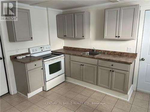 314 Guy Street, Stormont, Dundas And Glengarry, ON - Indoor Photo Showing Kitchen