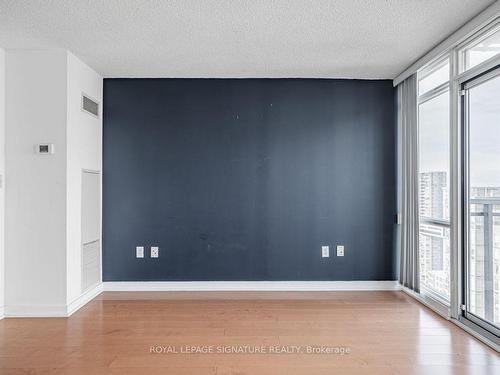 5005-11 Brunel Crt, Toronto, ON - Indoor Photo Showing Other Room