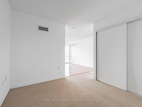 5005-11 Brunel Crt, Toronto, ON - Indoor Photo Showing Other Room