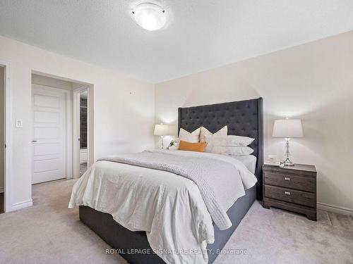 626 Laking Terr, Milton, ON - Indoor Photo Showing Bedroom