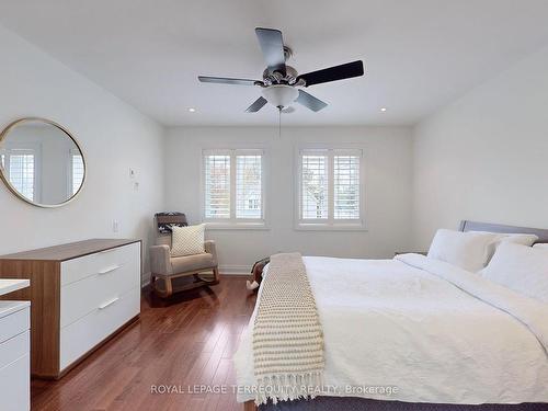 19 Johnston St, St. Catharines, ON - Indoor Photo Showing Bedroom