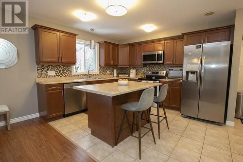 44 Ruscio Cres, Sault Ste. Marie, ON - Indoor Photo Showing Kitchen With Double Sink