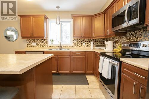 44 Ruscio Cres, Sault Ste. Marie, ON - Indoor Photo Showing Kitchen