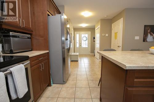 44 Ruscio Cres, Sault Ste. Marie, ON - Indoor Photo Showing Kitchen