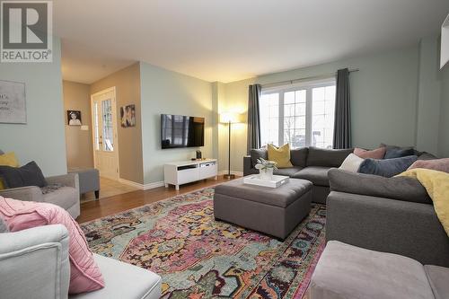 44 Ruscio Cres, Sault Ste. Marie, ON - Indoor Photo Showing Living Room