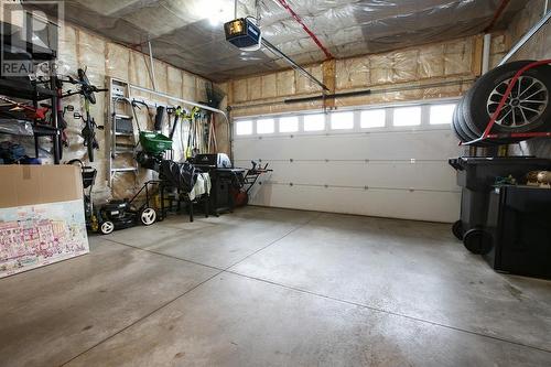 44 Ruscio Cres, Sault Ste. Marie, ON - Indoor Photo Showing Garage