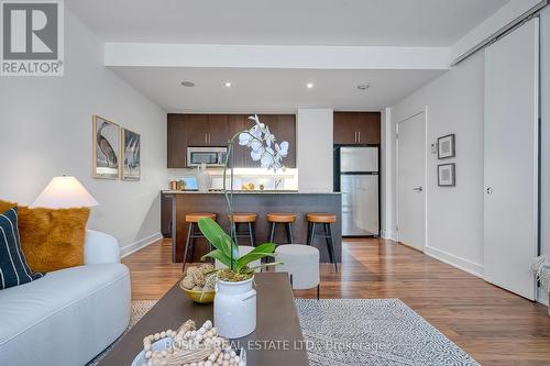 106 - 25 Ritchie Avenue, Toronto, ON - Indoor Photo Showing Dining Room