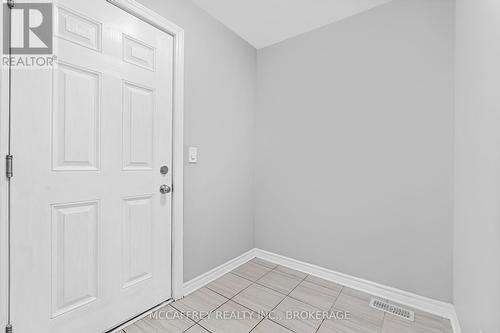 860 Stonewalk Drive, Kingston (Kingston East (Incl Cfb Kingston)), ON - Indoor Photo Showing Other Room