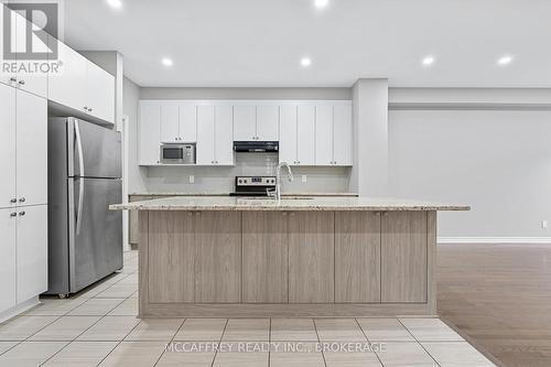 860 Stonewalk Drive, Kingston (Kingston East (Incl Cfb Kingston)), ON - Indoor Photo Showing Kitchen