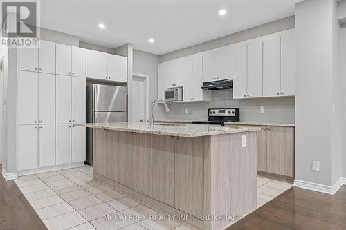 860 Stonewalk Drive, Kingston (Kingston East (Incl Cfb Kingston)), ON - Indoor Photo Showing Kitchen